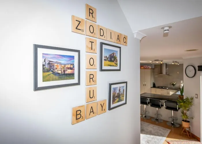 Zodiac Bay Retreat *